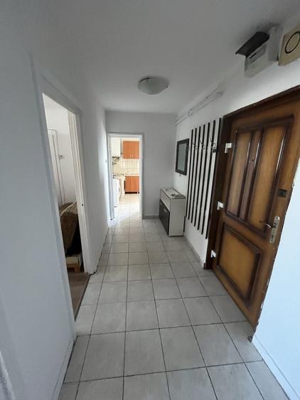 Apartament cu 3 camere decomandat în Semicentral