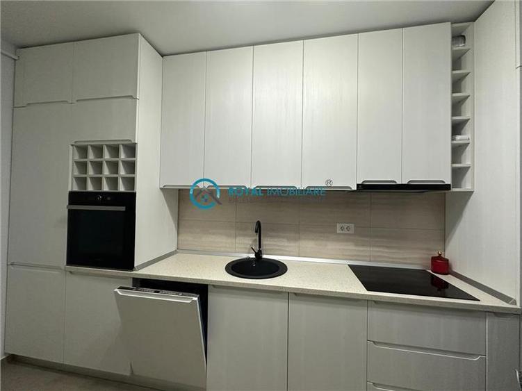 Apartament cu 3 camere decomandat, mobilat în Albert