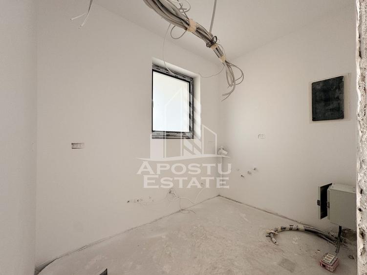 Duplex cu 6 camere cu Canalizare în Chișoda