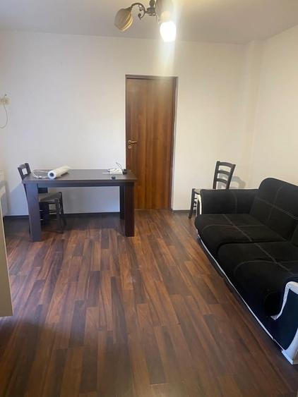 Casă cu 3 camere cu Teren 210 Mp în Ferentari