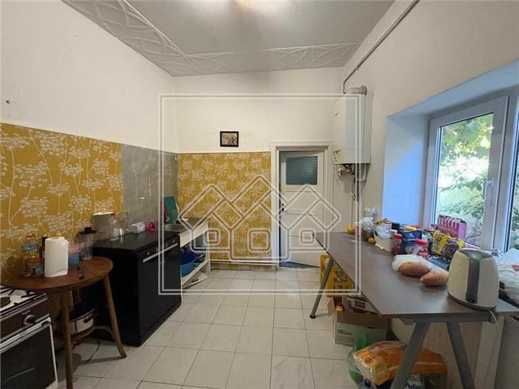 Ap cu 3 camere+pivnita mare, 65 mp utili, situat in Centrul Istoric - 10
