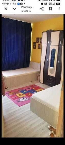 Apartament cu 3 camere decomandat în Central