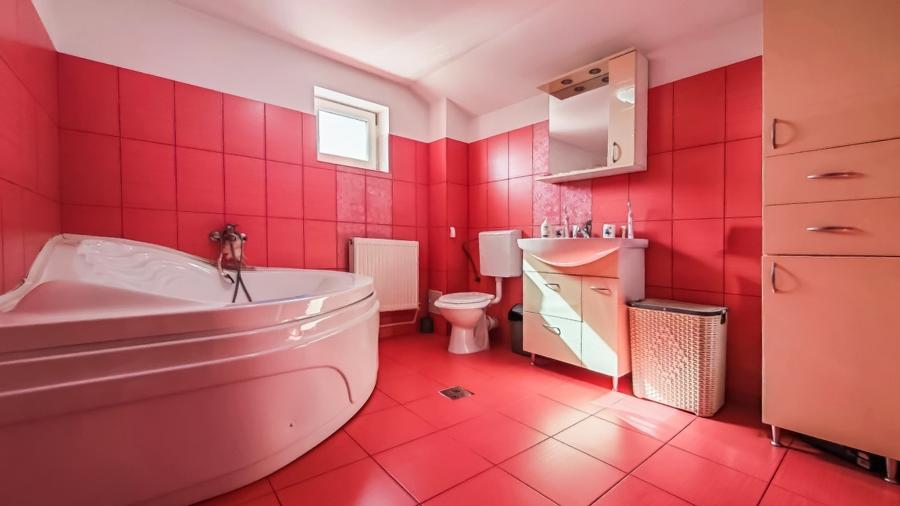 Vila cu 5 camere in Cumpăna - mobilată si utilată - 3