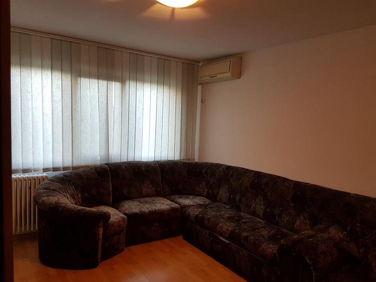Apartament cu 2 camere semidecomandat în Exterior Vest