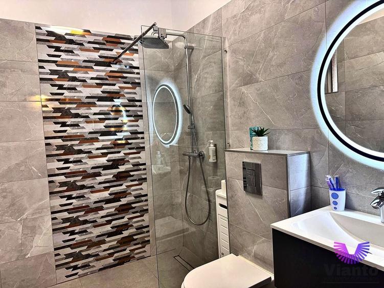 Apartament cu 4 camere, mobilat în Central