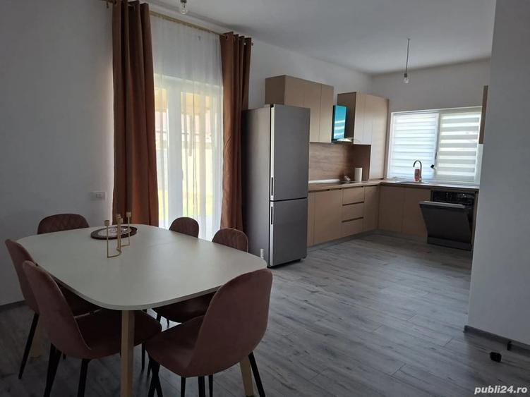 Casă cu 3 camere cu Teren 254 Mp în Bazoș