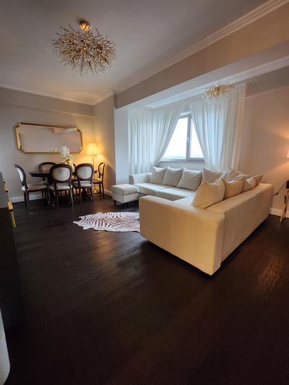 Apartament cu 3 camere decomandat în Bucureștii Noi