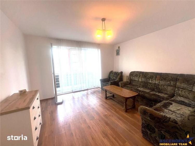 Apartament cu 3 camere decomandat în Bartolomeu