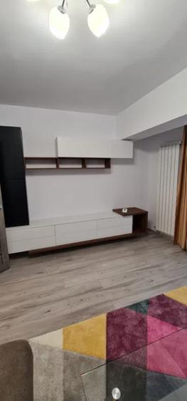 Apartament cu 2 camere decomandat în Tătărași