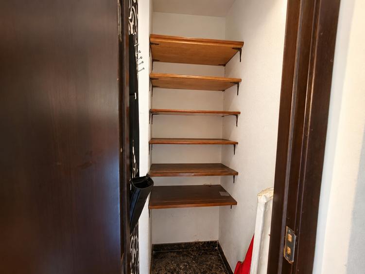 Apartament cu 2 camere decomandat în Balta Albă