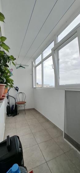 Apartament cu 2 camere decomandat în Crângași