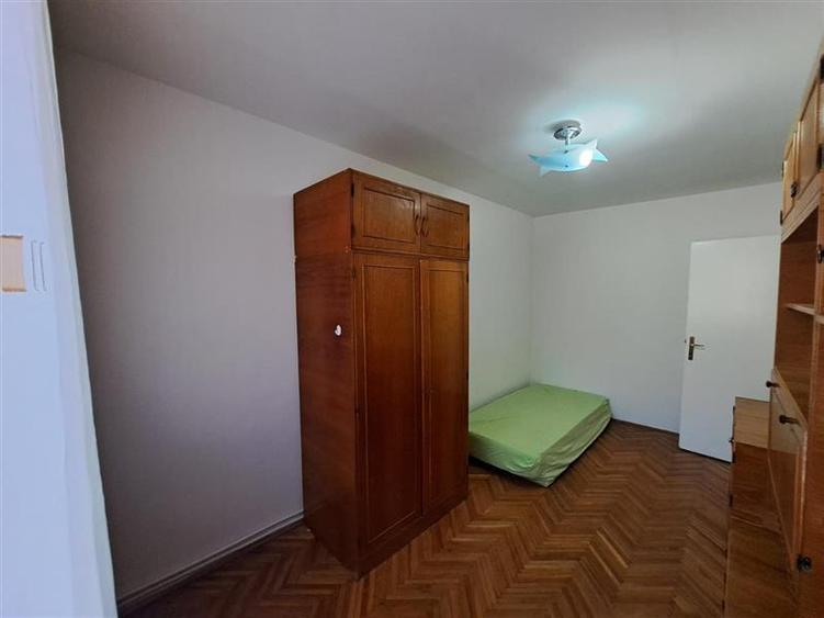 Apartament cu 3 camere decomandat, mobilat în Gheorgheni