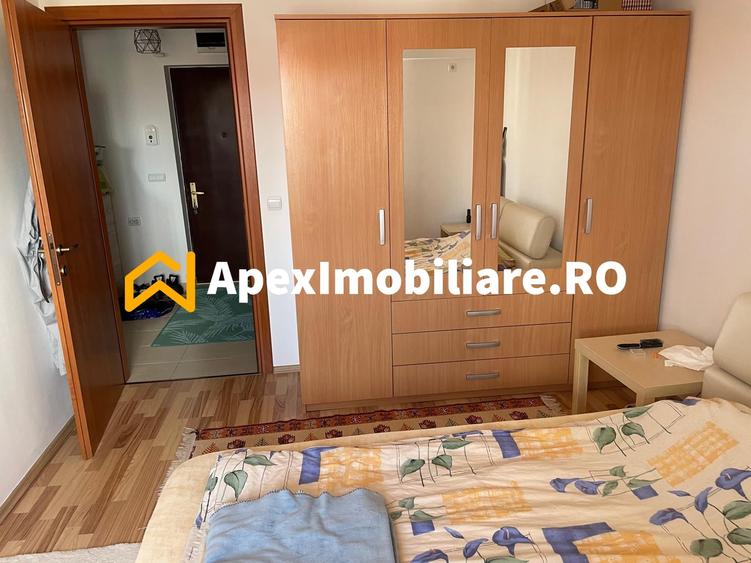 Apartament cu 2 camere decomandat, mobilat în Splaiul Unirii