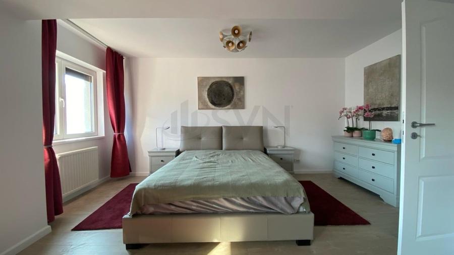 Apartament cu 3 camere decomandat, mobilat în P-ța Alba Iulia