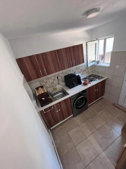 Casă cu 4 camere cu Teren 196 Mp în Palas