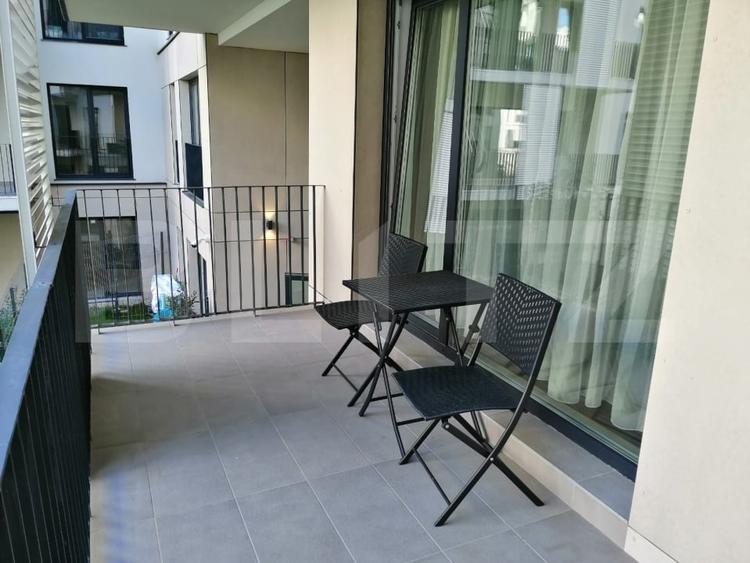 Apartament cu 2 camere semidecomandat, mobilat în Mărăști