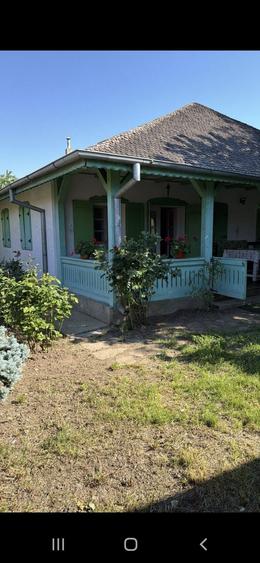 Casă cu 3 camere în Pasărea