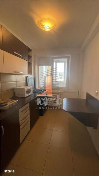 Apartament cu 2 camere semidecomandat în Vatra Luminoasă