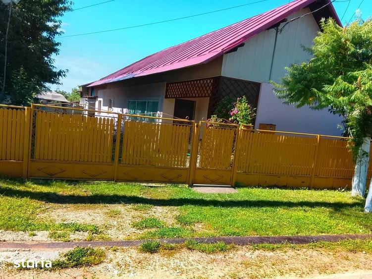 Casa, teren ?i anexe de vanzare in apropiere de Campina - 8