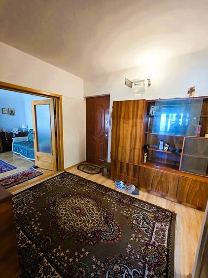 Oancea -Spital Sf Maria-2 Camere Decomandat 63mp-bloc 1990-etaj intermediar - 4