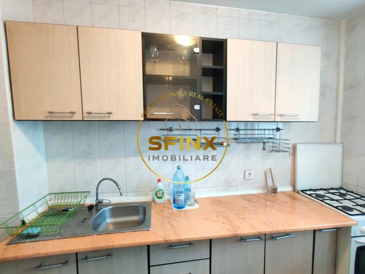 Apartament cu 2 camere semidecomandat, mobilat în P-ța Muncii