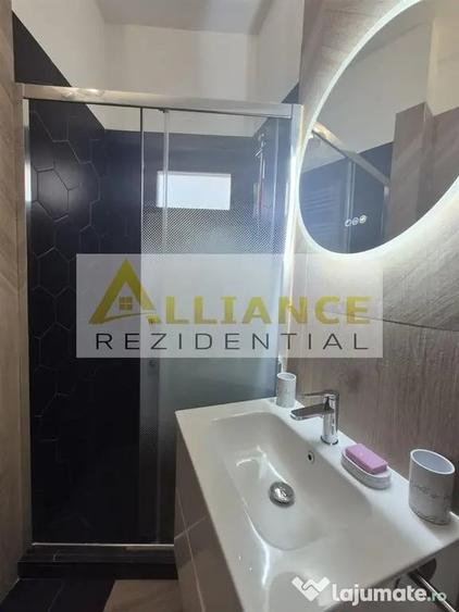 Apartament cu 2 camere decomandat în Universitate