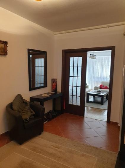 Direct proprietar,etaj 1 ,liber,3camere ,2bai,centrala in condensare,ga - 6