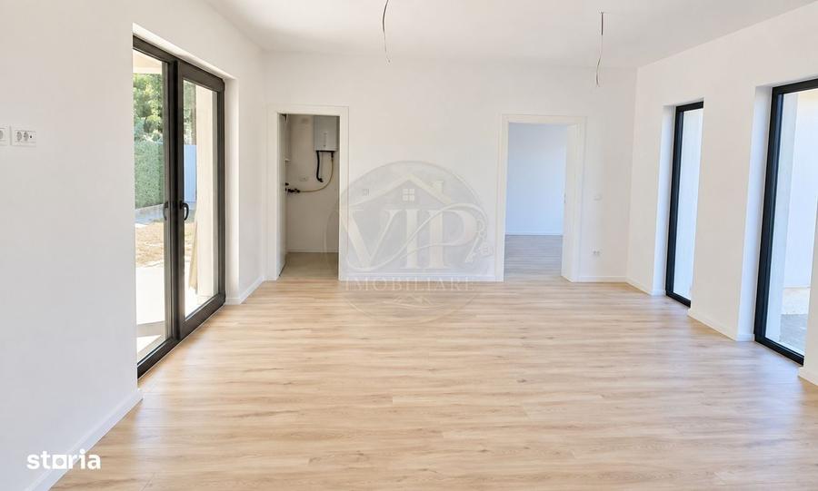 Casă cu 3 camere cu Teren 300 Mp în Micești