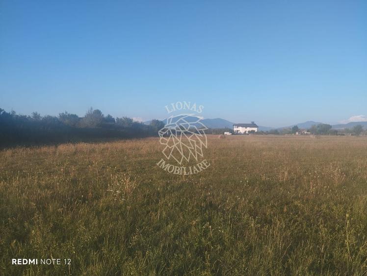 Teren Construcții intravilan de 500 mp, în Nord