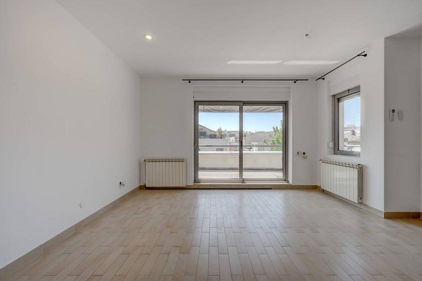Apartament cu 4 camere decomandat, mobilat în Dorobanți