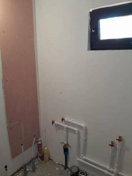Casă individuală cu 3 camere cu Canalizare în Merișani