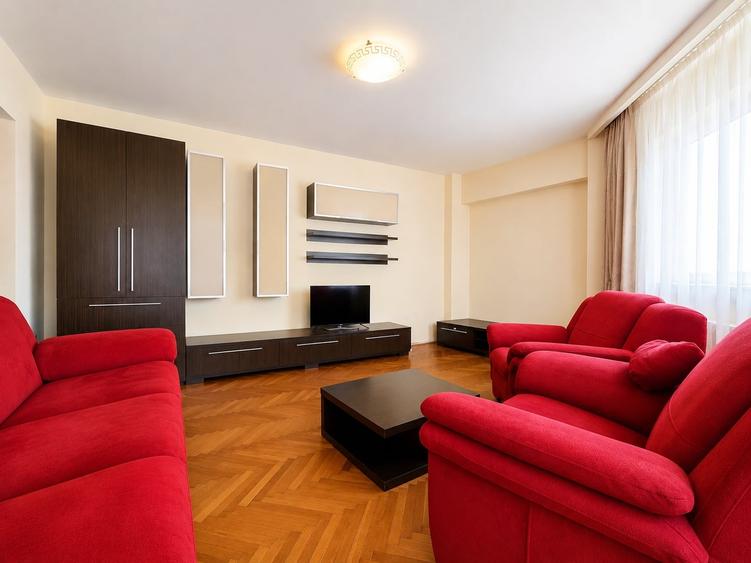 Apartament cu 2 camere decomandat, mobilat în Faleza Nord