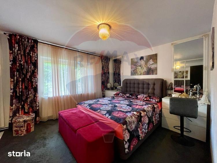 Apartament cu 4 camere decomandat în Dârste