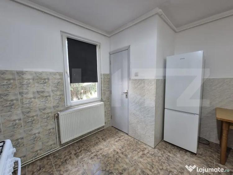 Apartament cu 2 camere decomandat, mobilat în Central