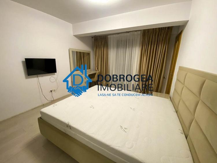 Apartament cu 3 camere decomandat, mobilat în Central