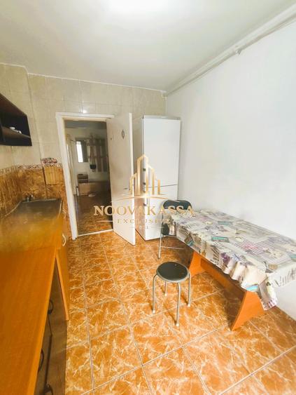 Apartament cu 3 camere decomandat în Tomis I