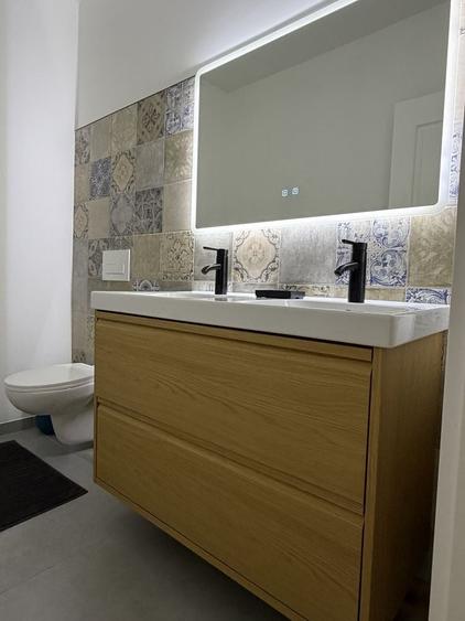 Apartament cu 3 camere în Gruia