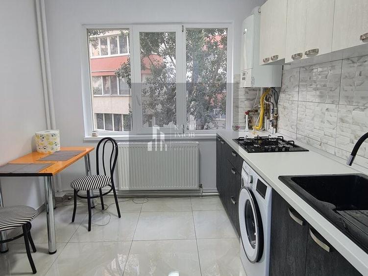 Apartament cu 3 camere decomandat, mobilat în Pantelimon