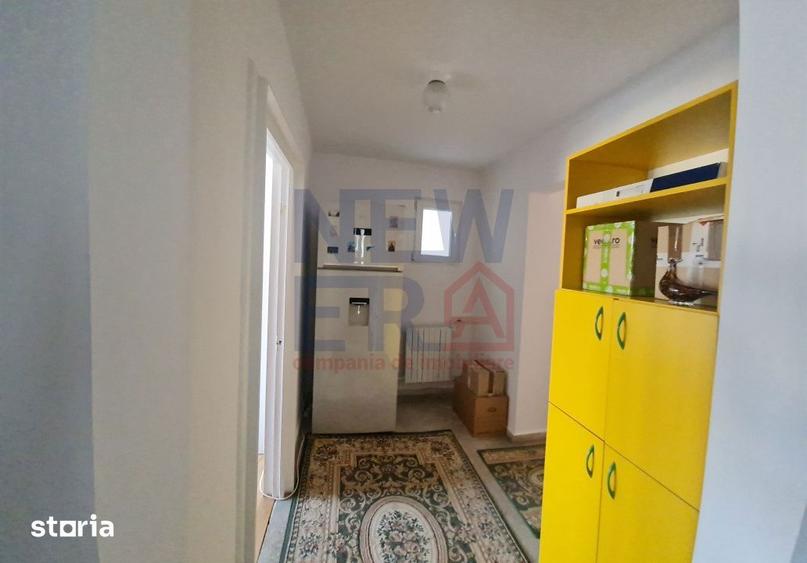 Apartament cu 4 camere decomandat în Dămăroaia