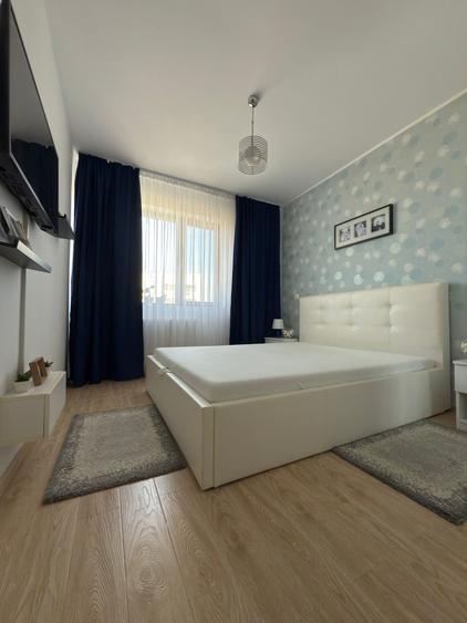 Apartament cu 3 camere semidecomandat în Metalurgiei