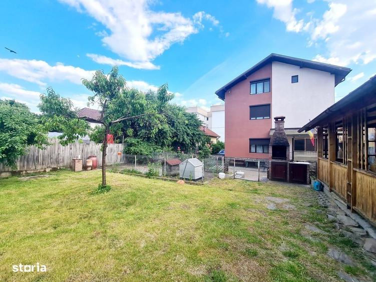 Casă cu 4 camere cu Teren 781 Mp în Central