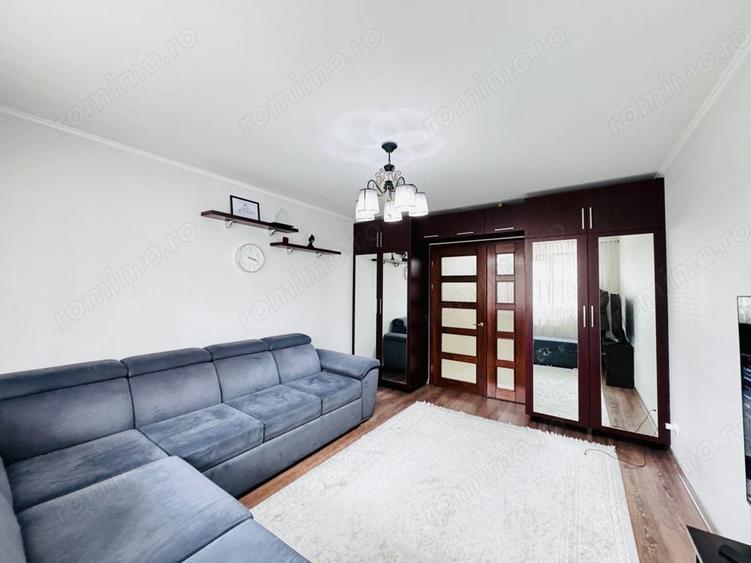 Apartament cu 2 camere decomandat în Costin Georgian