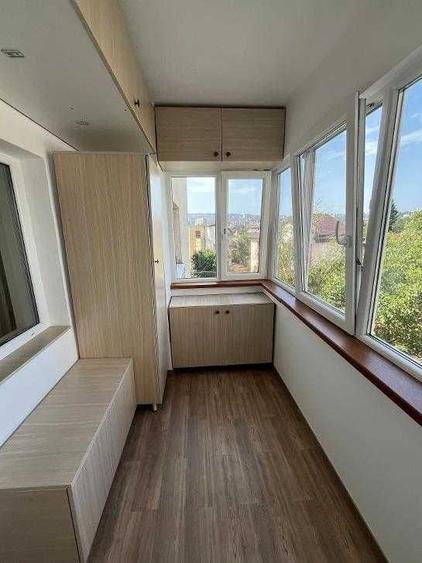 Apartament cu 4 camere decomandat în Exterior Vest
