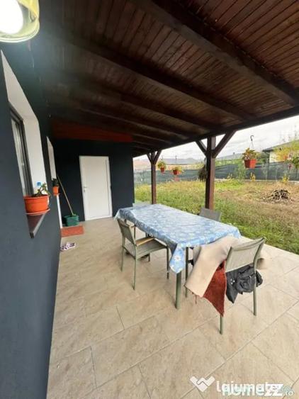 Casă cu 4 camere cu Teren 720 Mp în Satu Nou de Sus