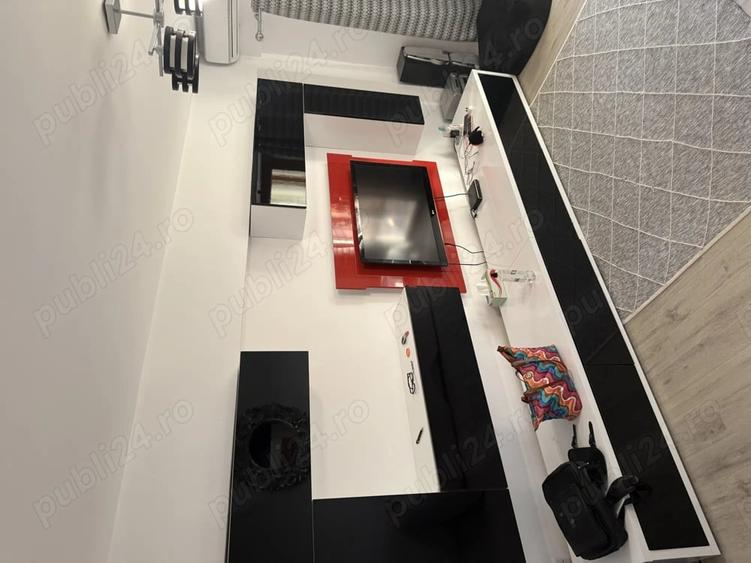 Apartament cu 2 camere decomandat în Caracal
