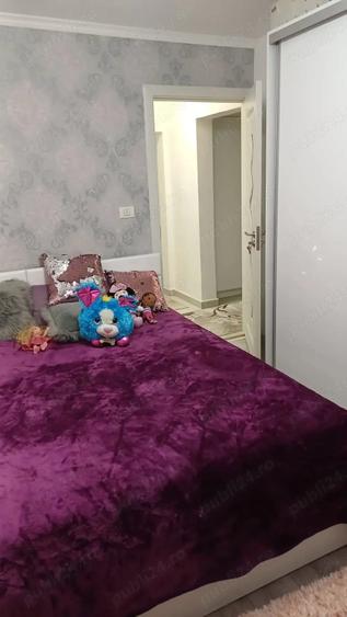 Apartament cu 3 camere decomandat în Caransebeș