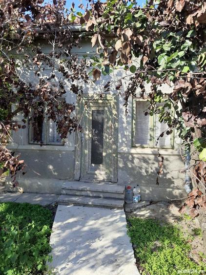 Casă cu 3 camere în Dumbrăveni