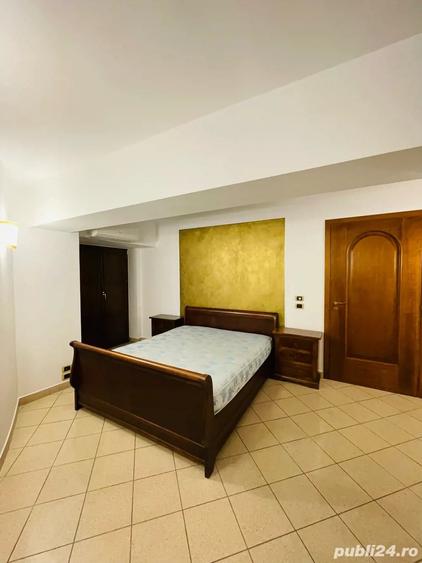 Apartament cu 3 camere decomandat, mobilat în Decebal