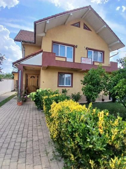 Casă cu Teren 769 Mp în Central