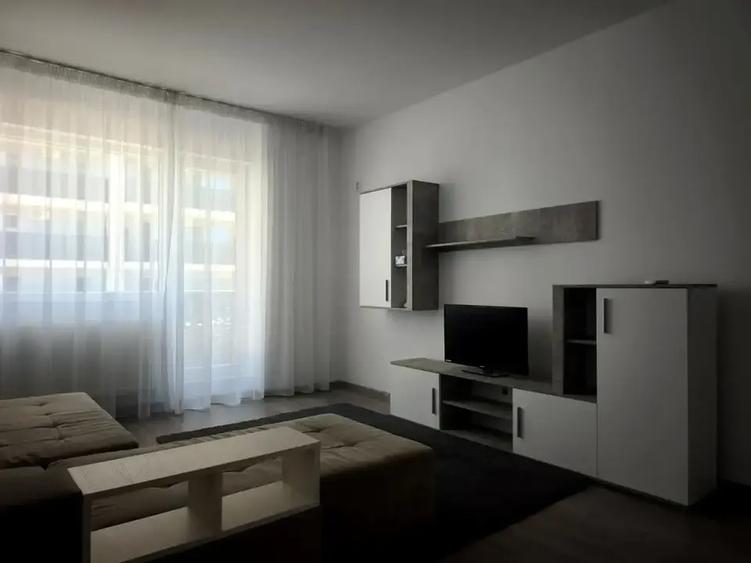 Apartament cu 3 camere decomandat, mobilat în Theodor Pallady